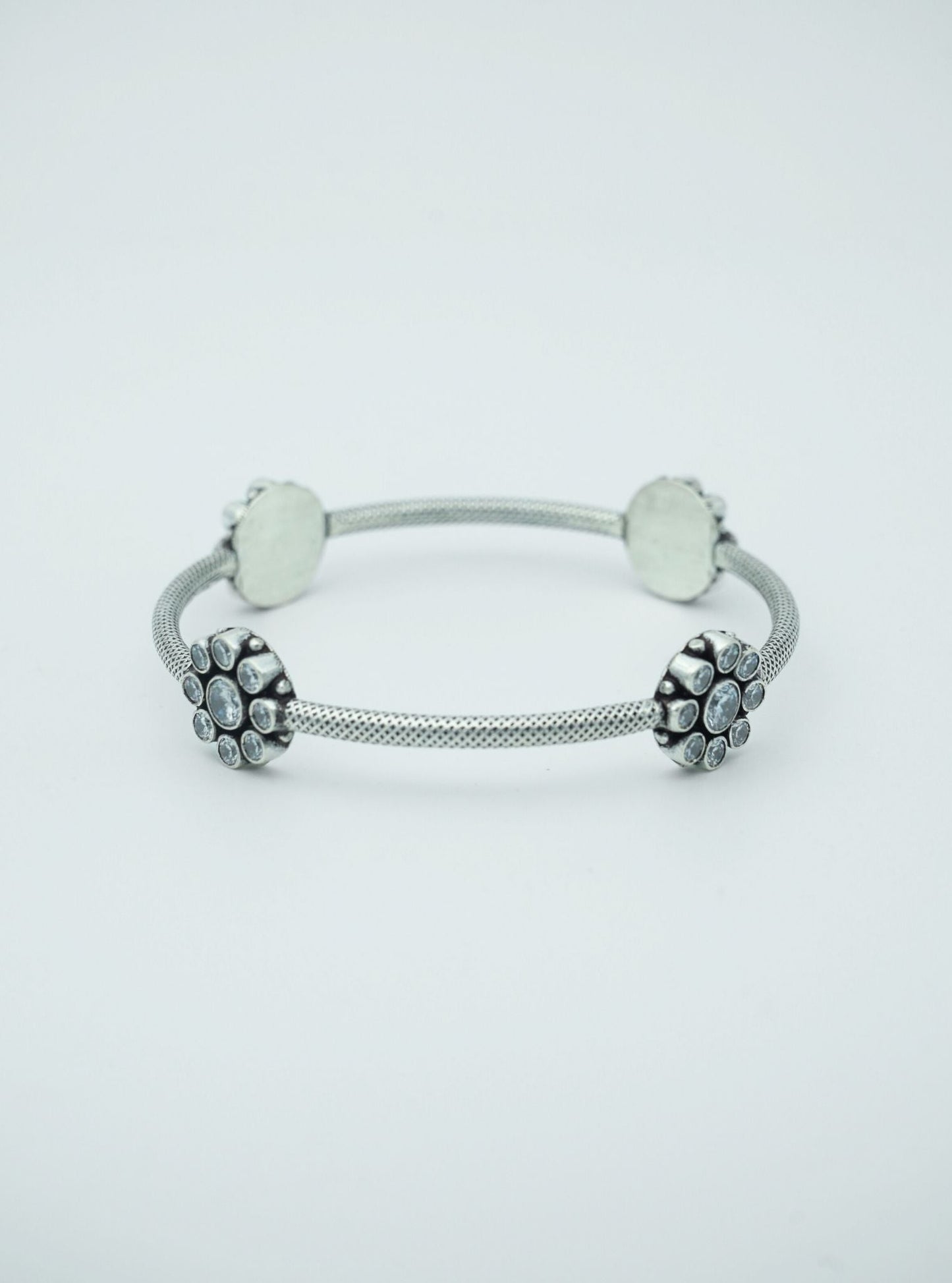 Pure Silver Vana Bangle