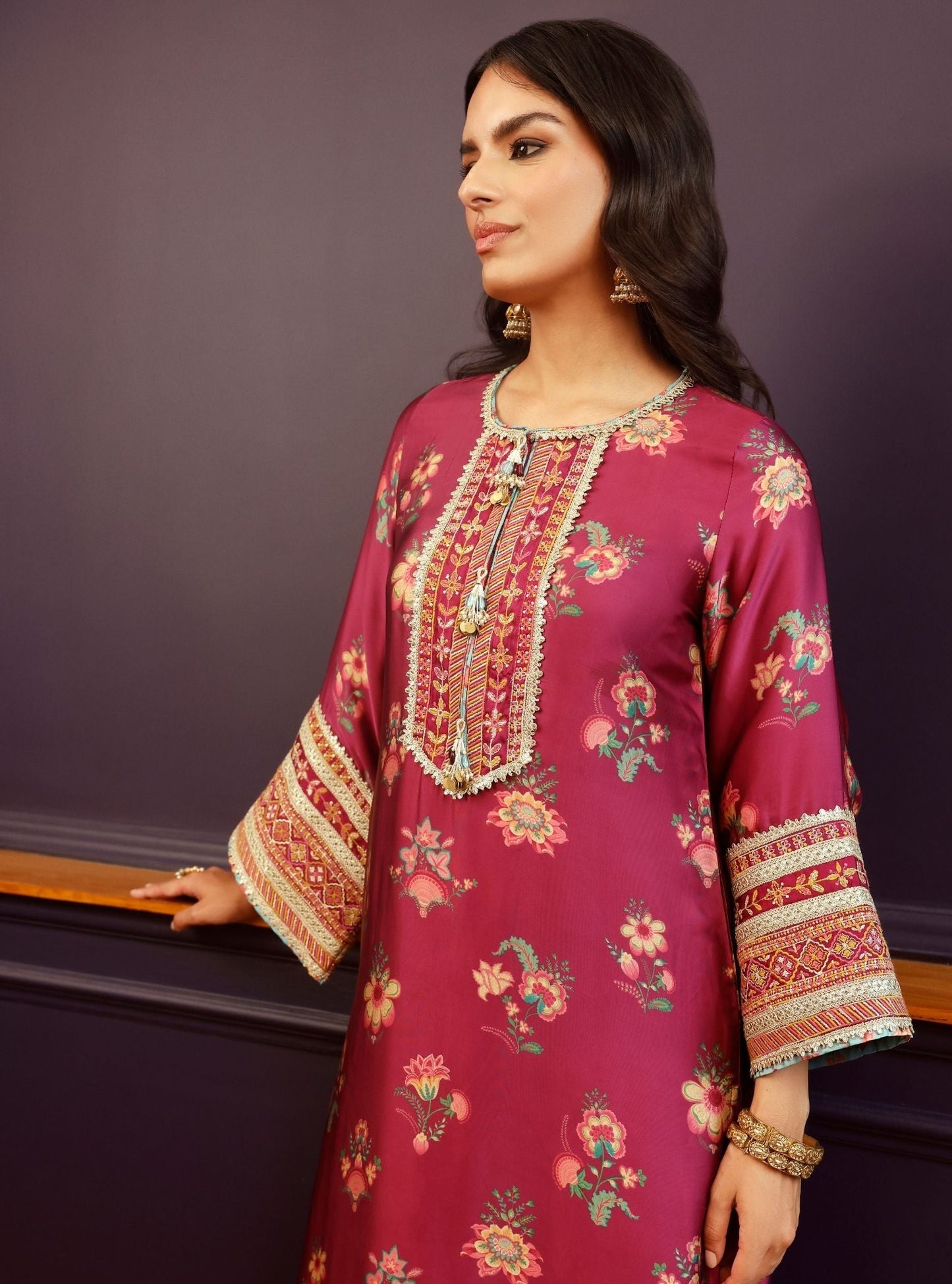 Ovia Cupro Satin Printed Wine Kurta & Pant Set