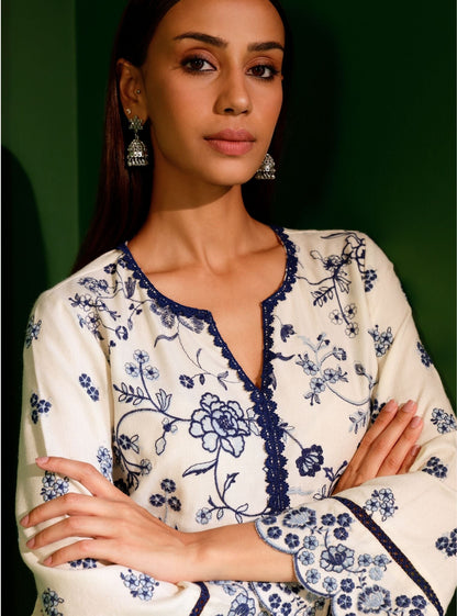 Juno Wool Off White Kurta Set