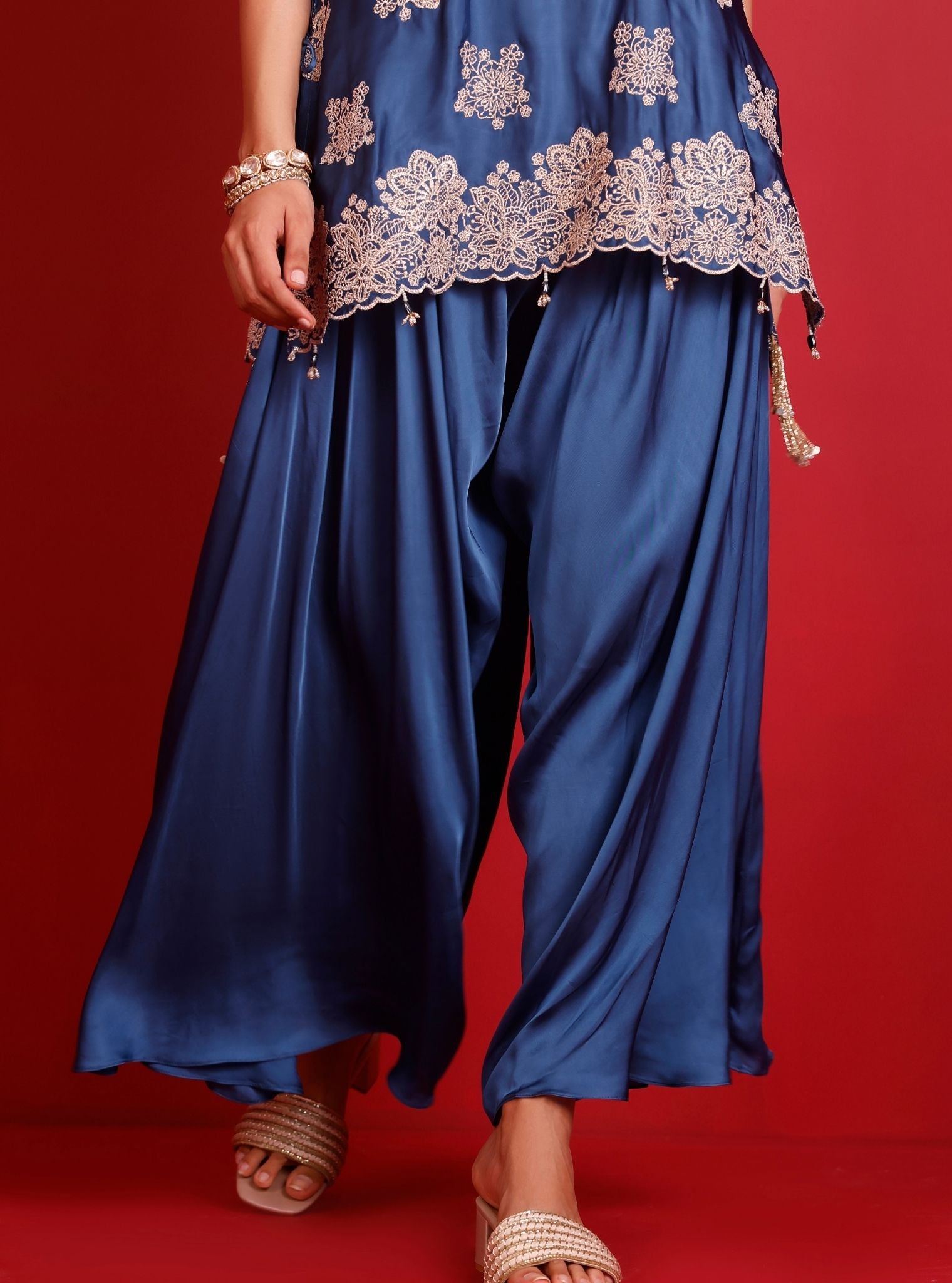 Pahi Cupro Satin Navy Kurta Set