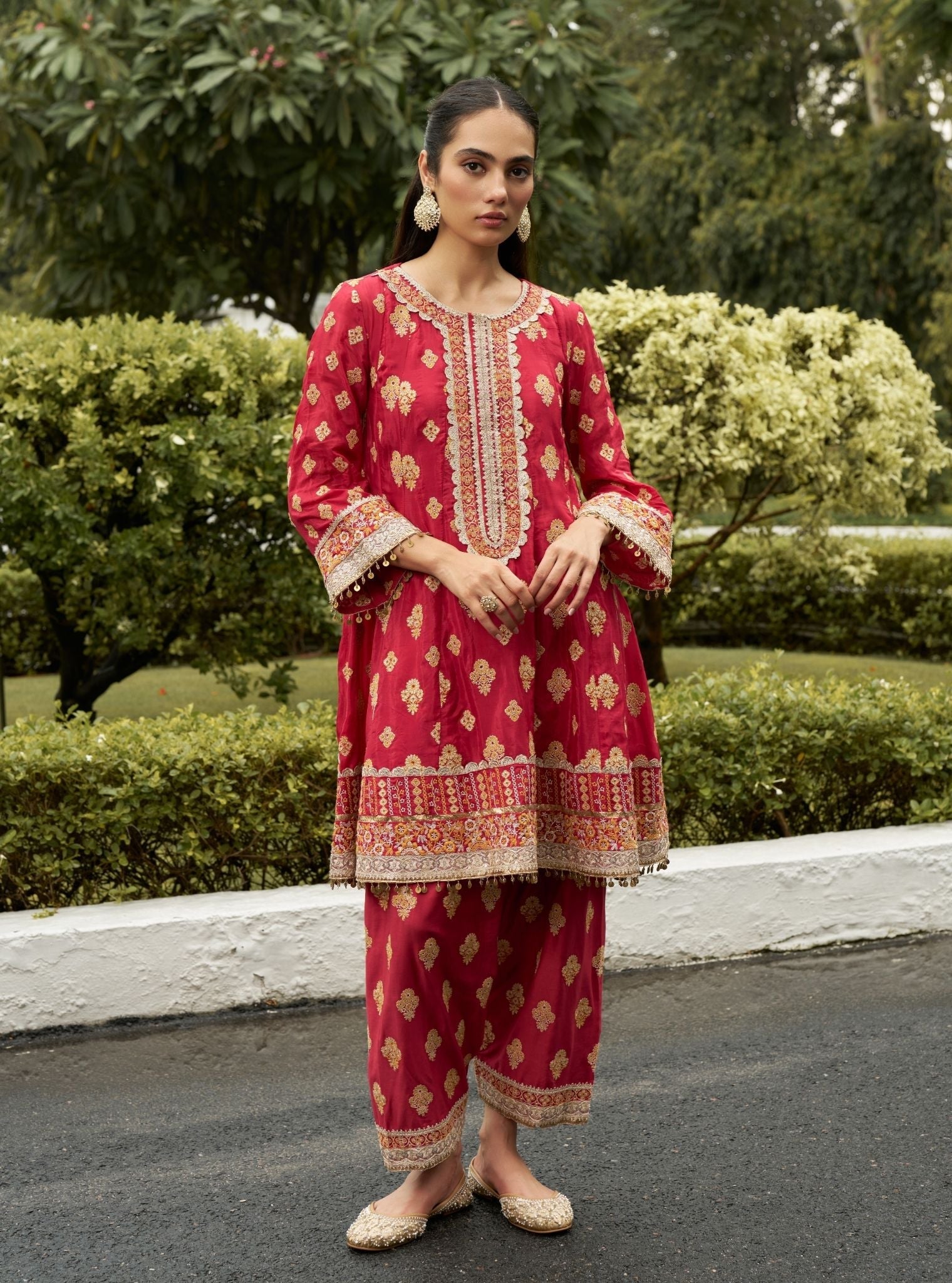 Tarana Viscose Glass Organza Luxe Red Kurta Set