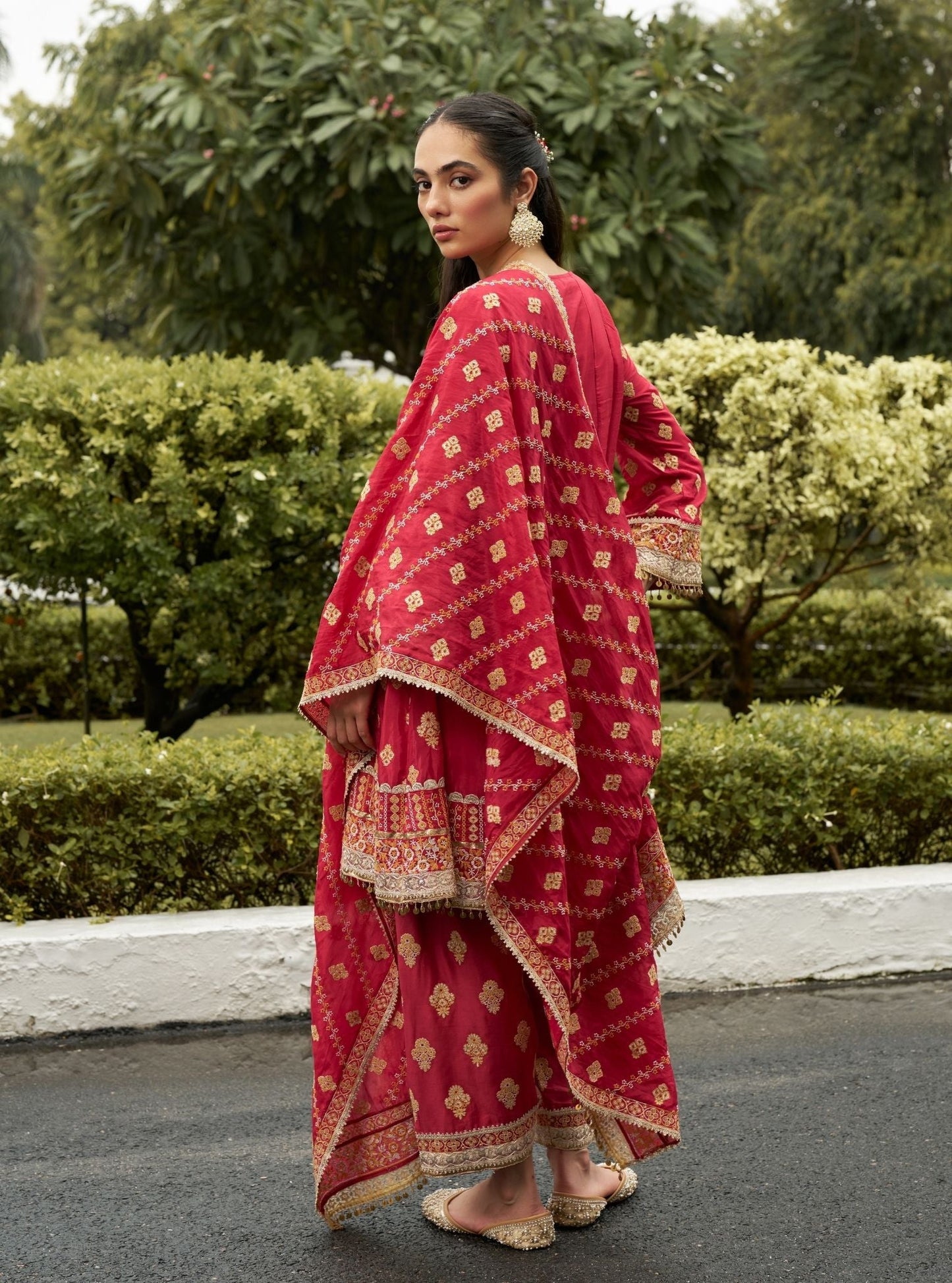 Tarana Viscose Glass Organza Luxe Red Kurta Set