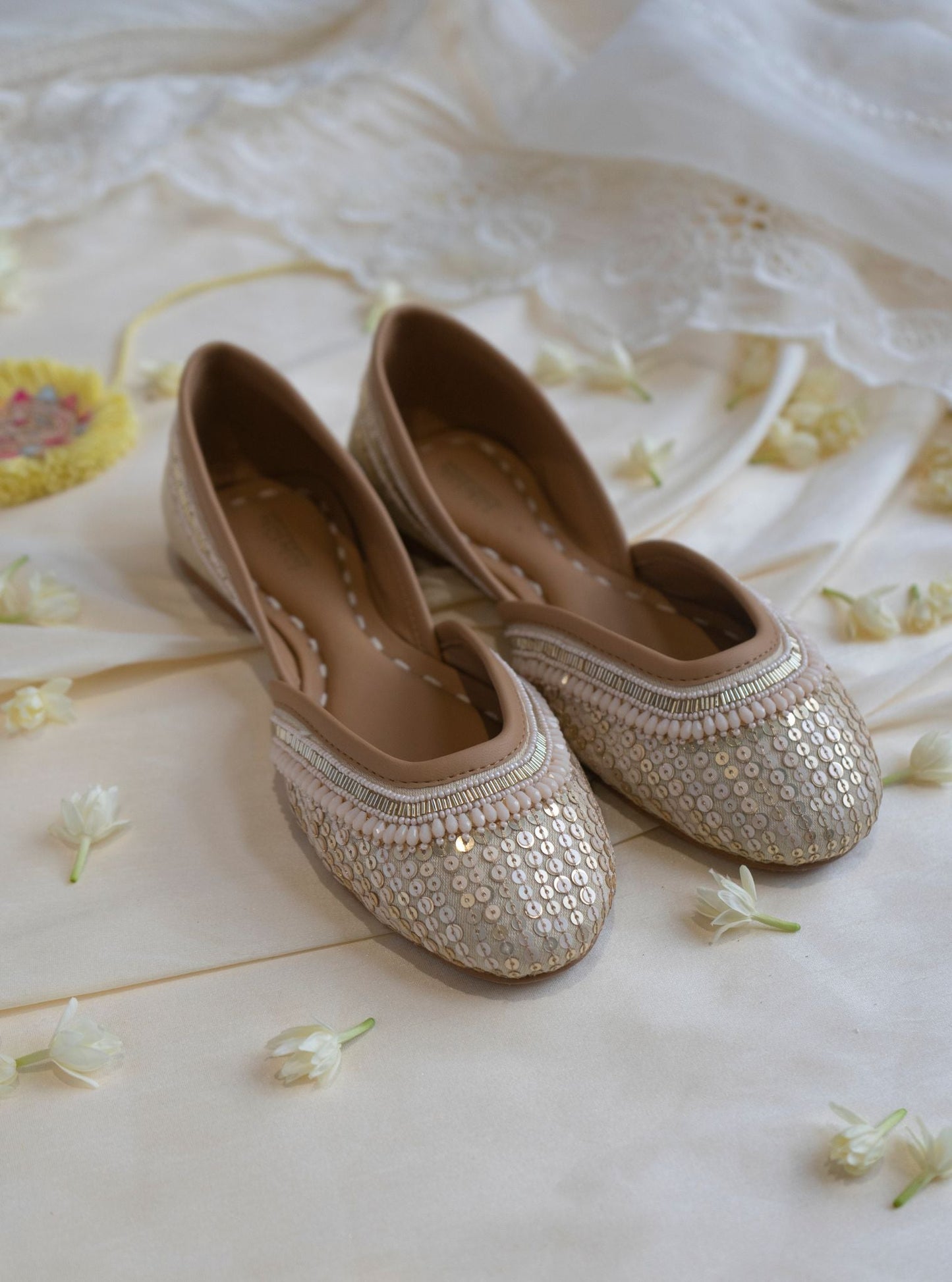 Kanak Gold Vegan Jutti