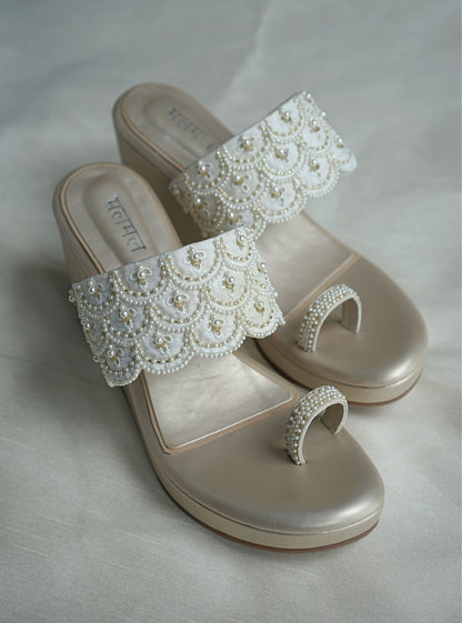 Kanish Off-white Vegan Kohla Wedges