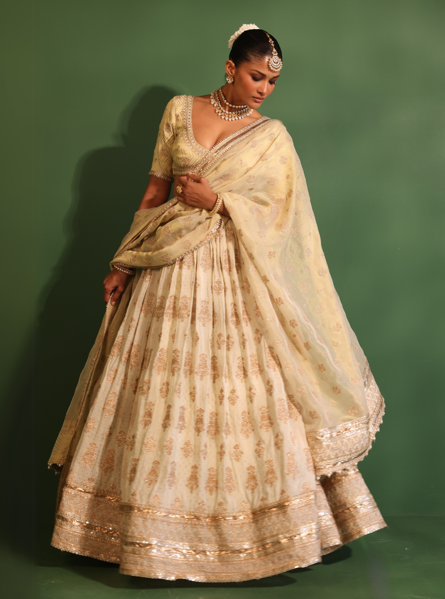 Rang Banarsi Off White Lehenga