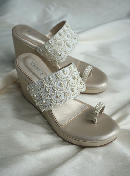 Kanish Off-white Vegan Kohla Wedges