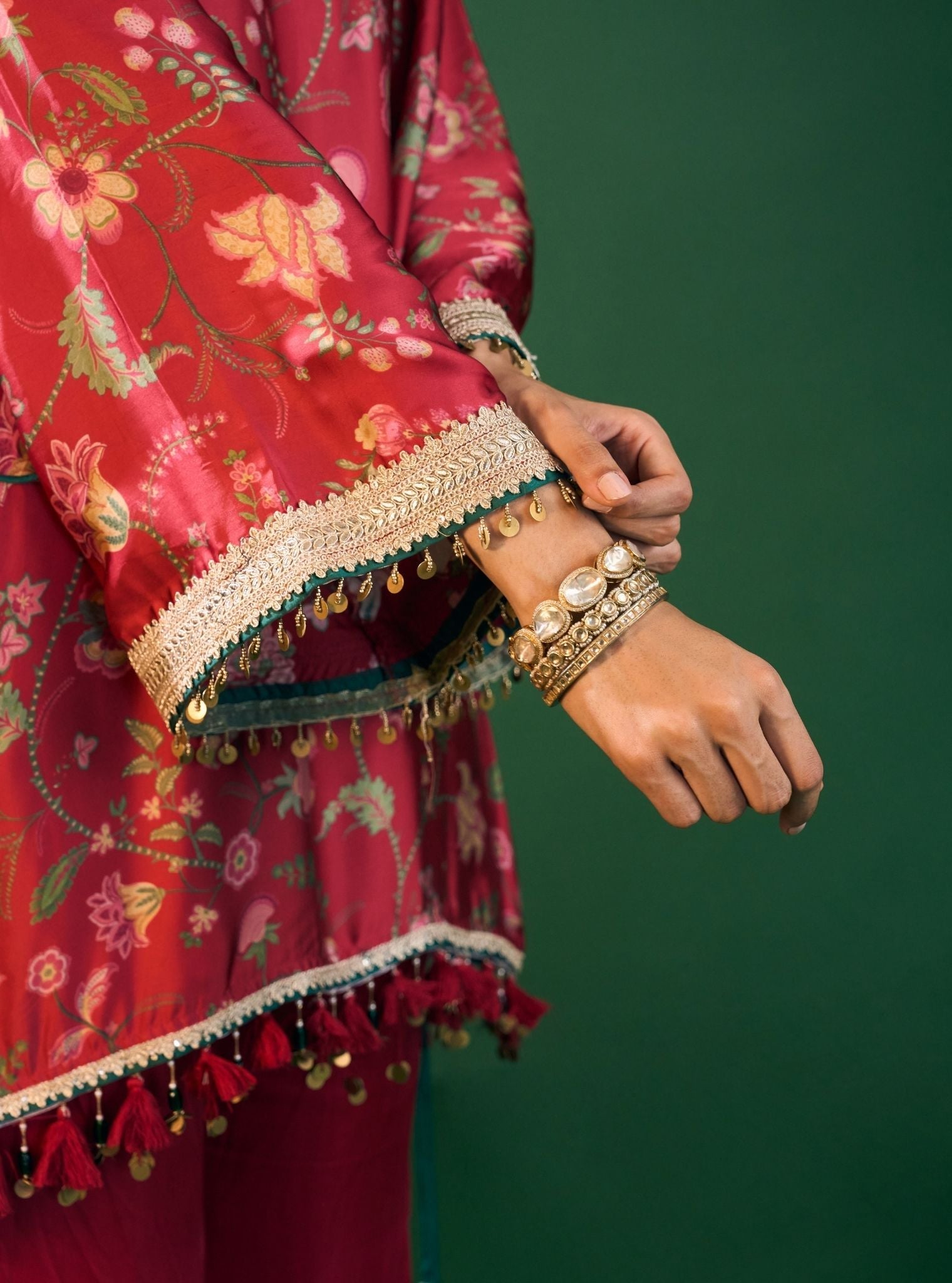 Arvi Cupro Satin Red Kurta Set