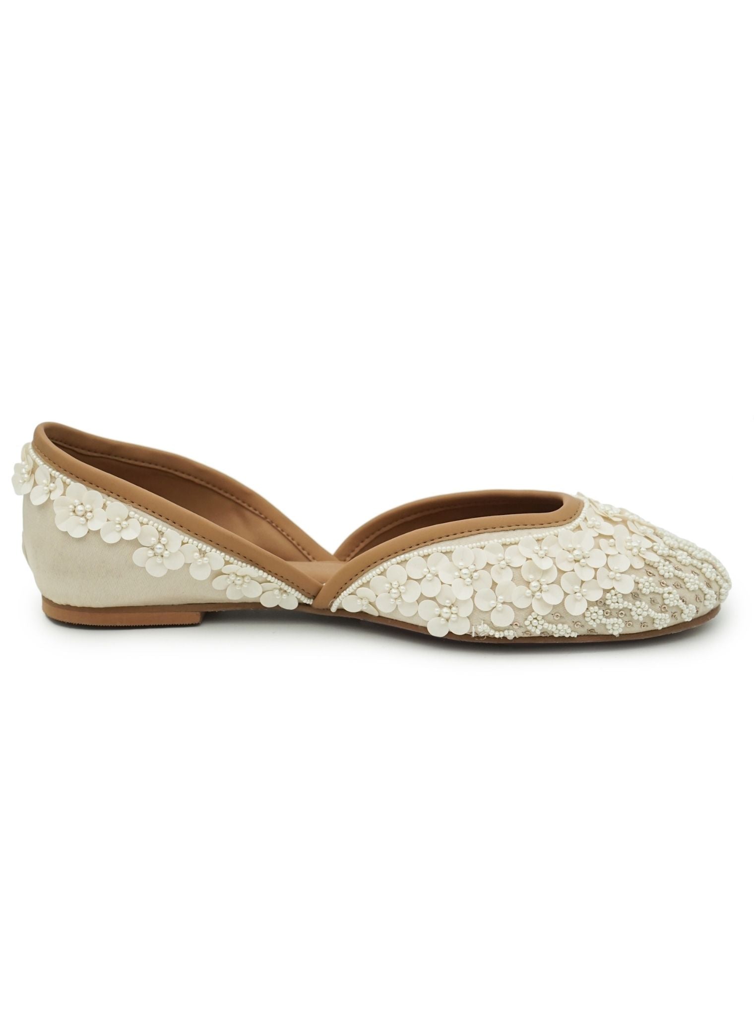 Haniya Off White Vegan Jutti