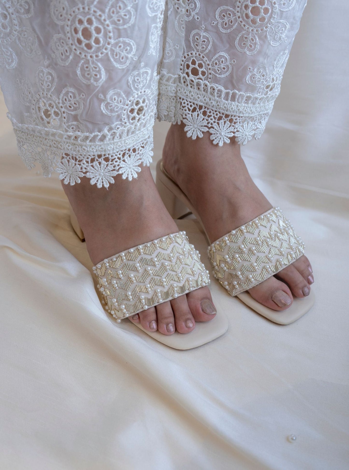 Lata Light Gold Vegan Heel