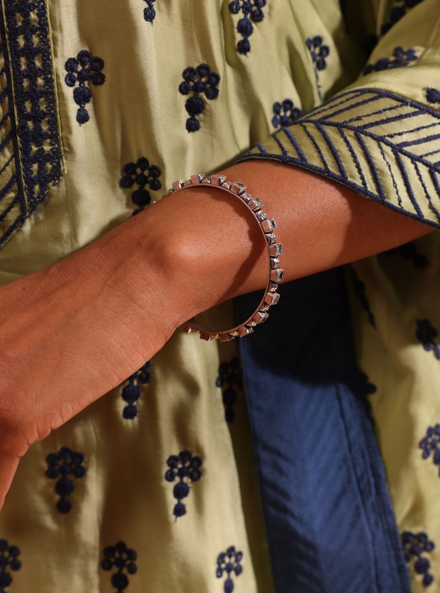 Pure Silver Ahana Bangle