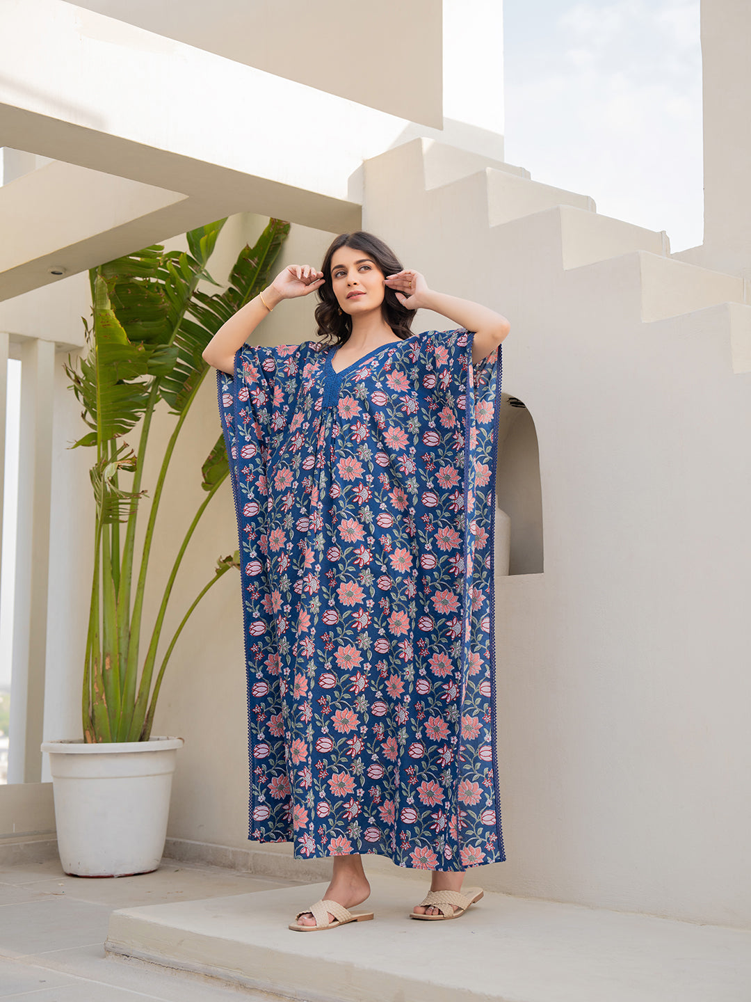 V-Neck Lace Berry Blue  Kaftan