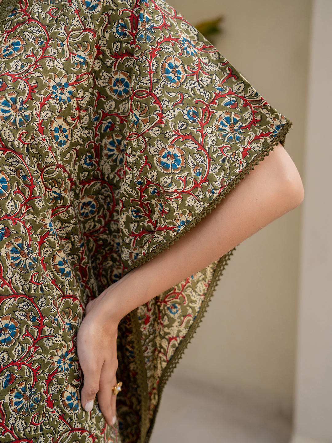 V-Neck Lace Olive Green Kaftan