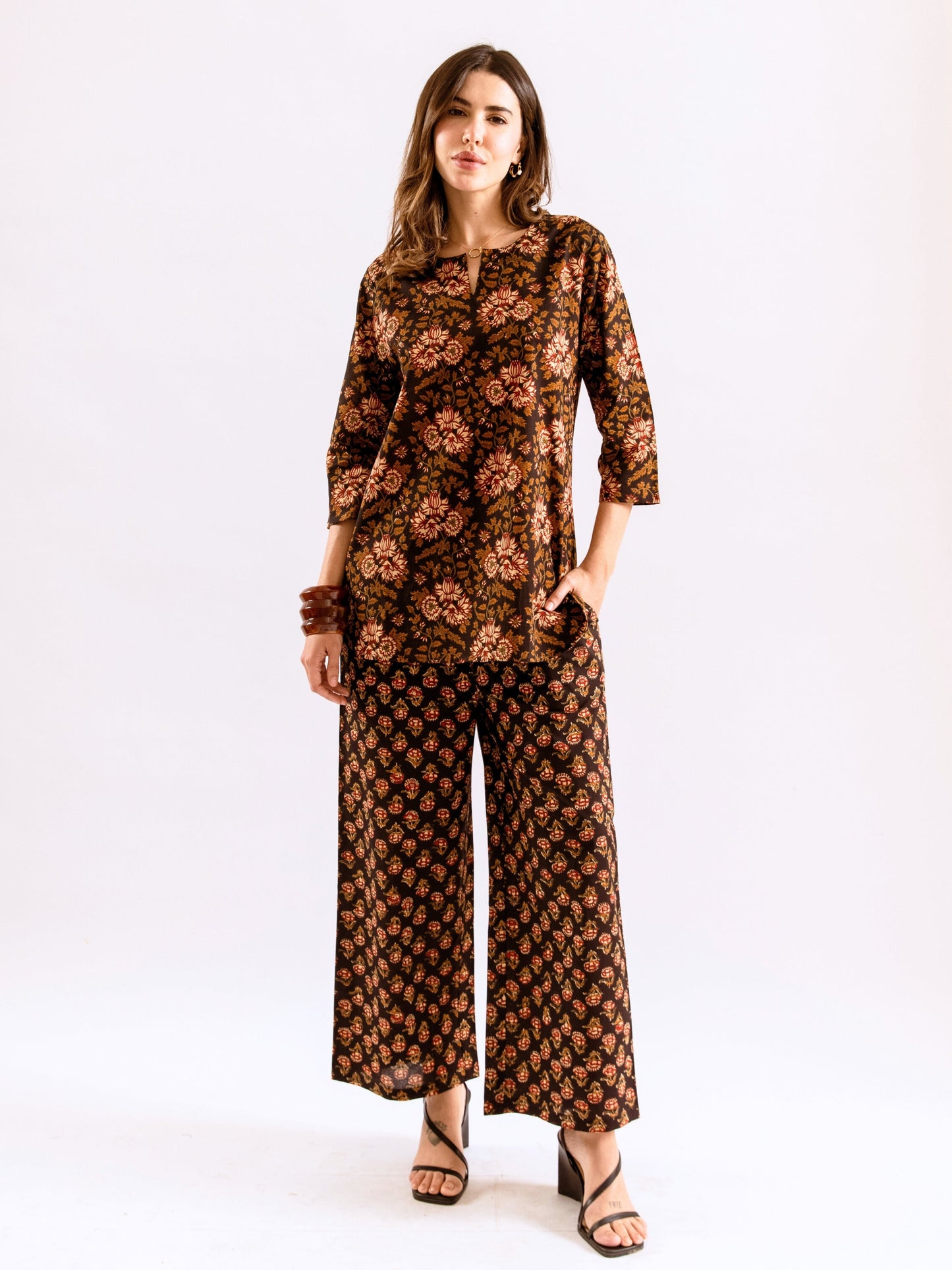 Black Abstract floral Pure Cotton Round neck Co-ord set