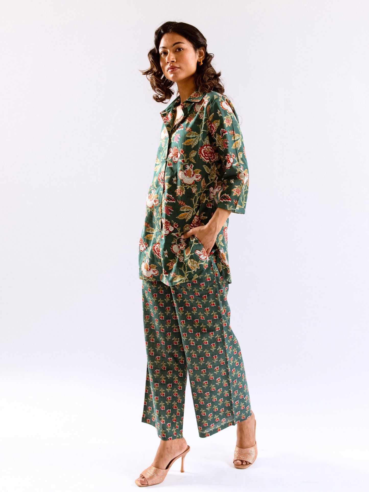 Green Leafy Charm Print Pure Cotton Collar Shirt Co-ord set