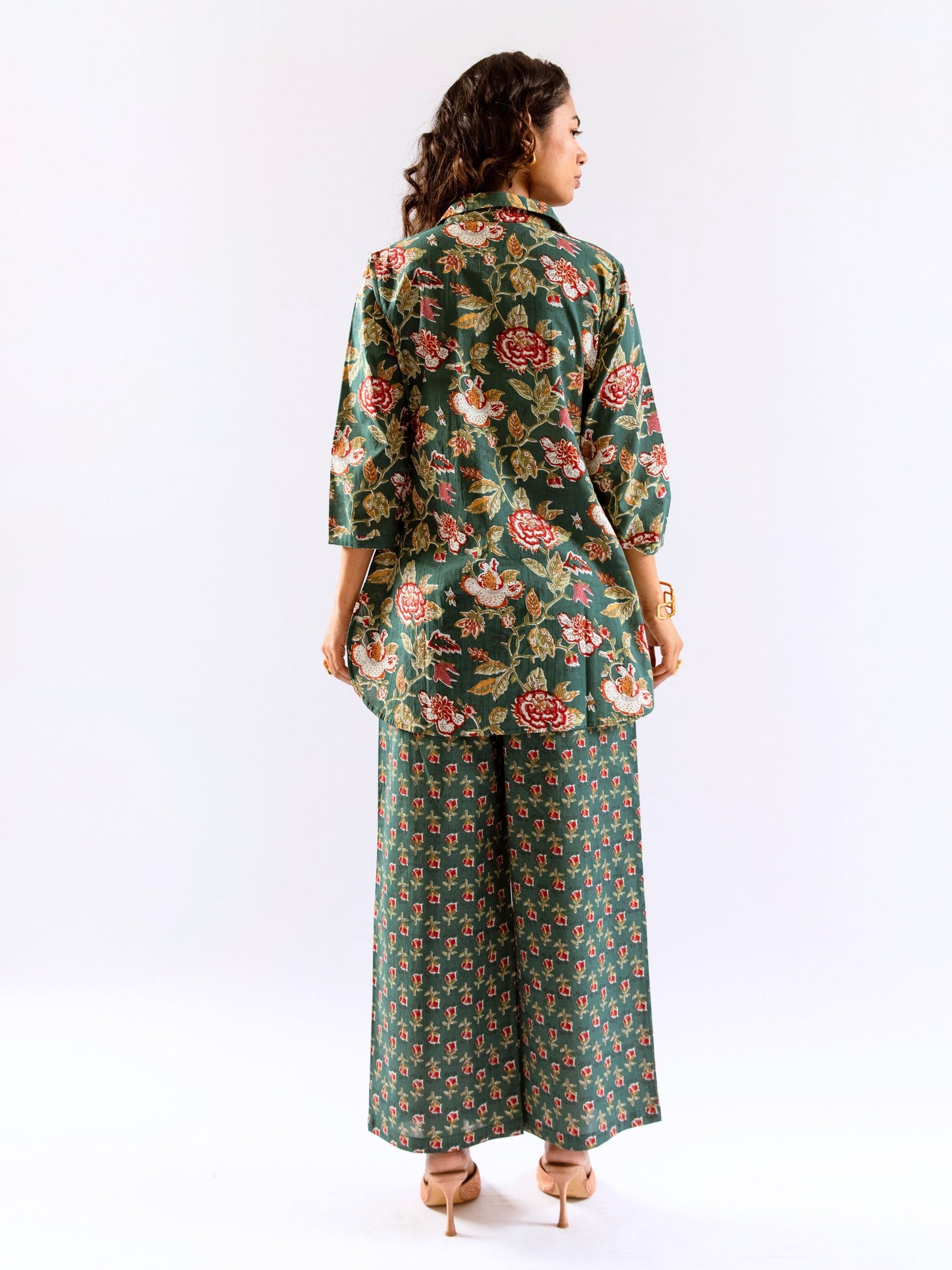 Green Leafy Charm Print Pure Cotton Collar Shirt Co-ord set