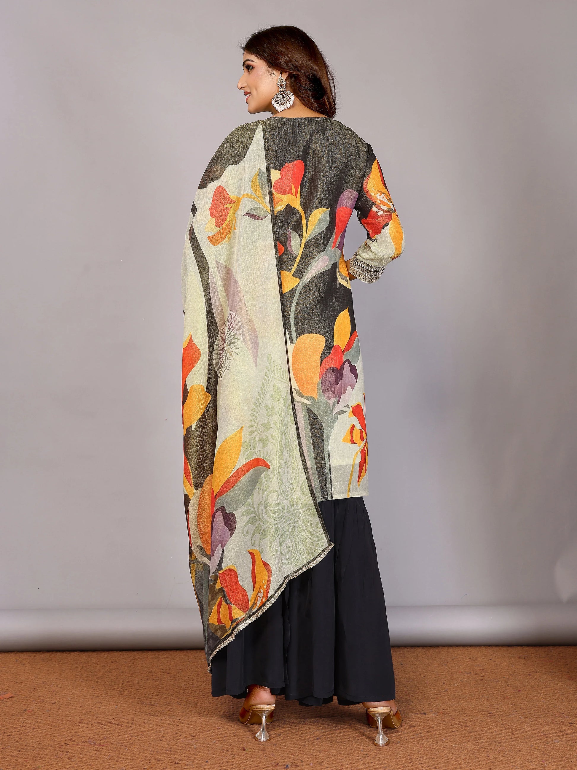 Gul Narangi Crushed Sharara Set Embroidery