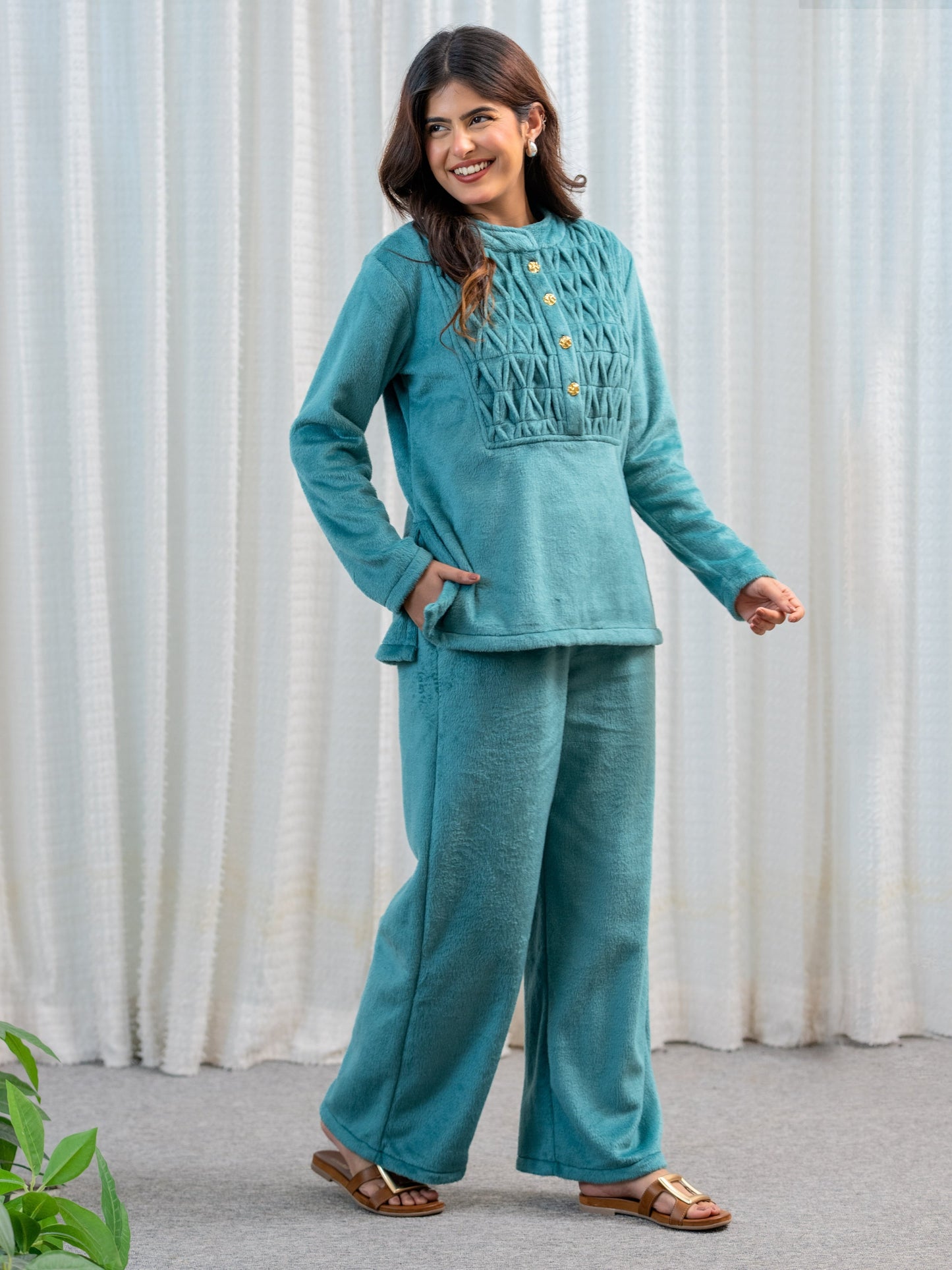 Super Soft Sea Green Classic Pleated Woollen Set