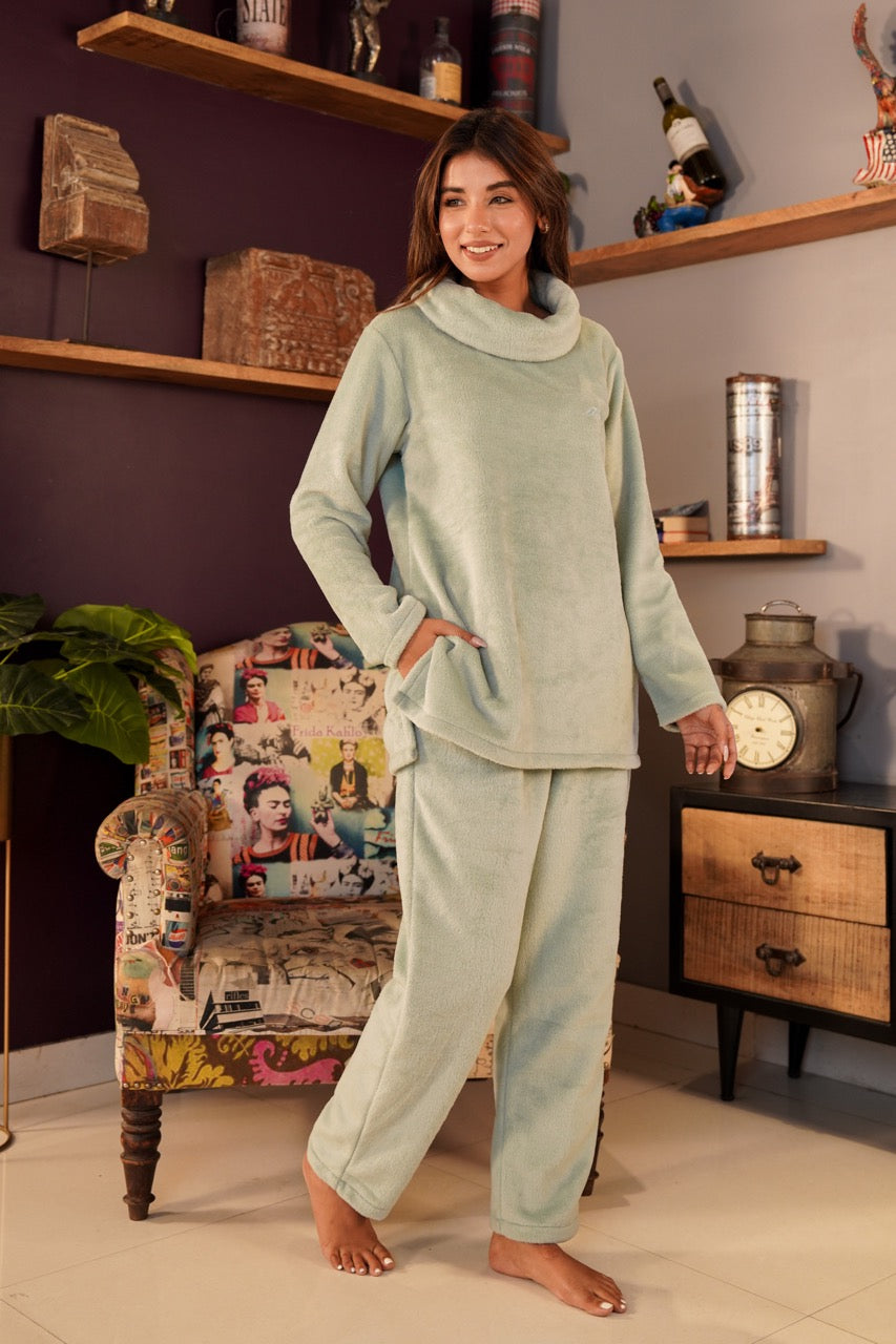 High Neck Super Soft Turquoise Woollen Set