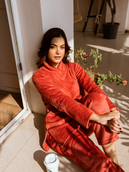 Cross Neck Super Soft Rust Woollen Set